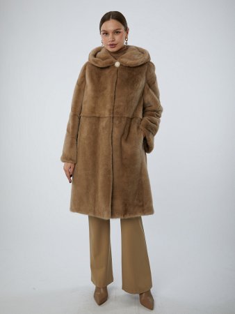 Шуба из меха норки с капюшоном