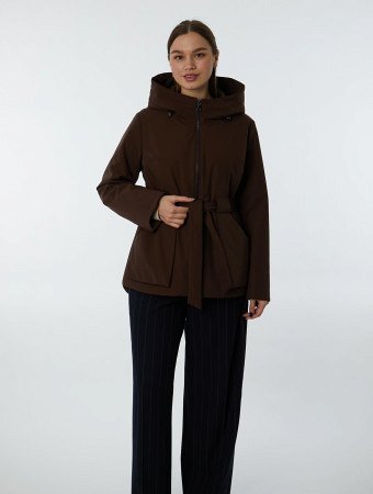 Демисезонная куртка с поясом