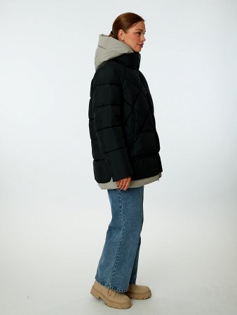 Пуховик женский с капюшоном укороченный