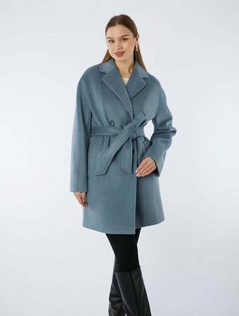 Пальто полушерстяное укороченное с английским воротником и поясом