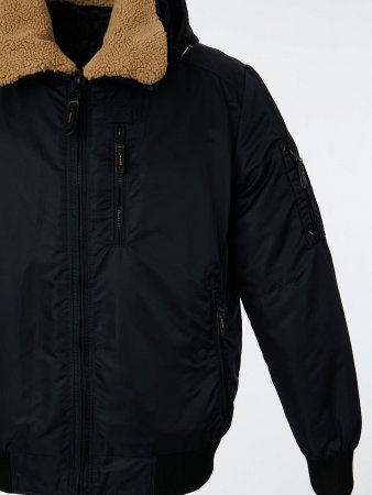 Пуховик мужской укороченный